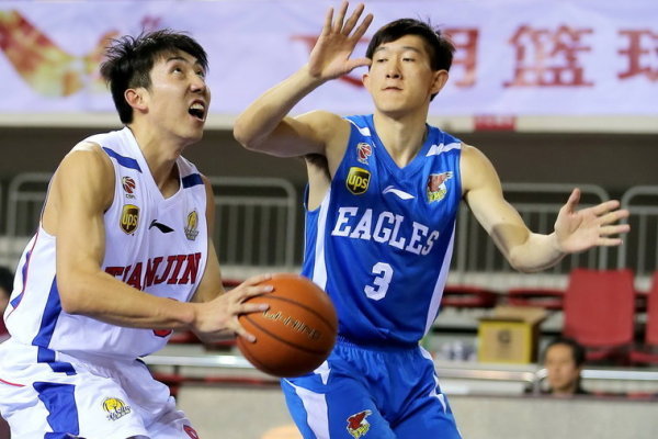 誰都能捅一刀??曼聯(lián)助狼隊結(jié)束43天球荒，本賽季僅1次零封對手