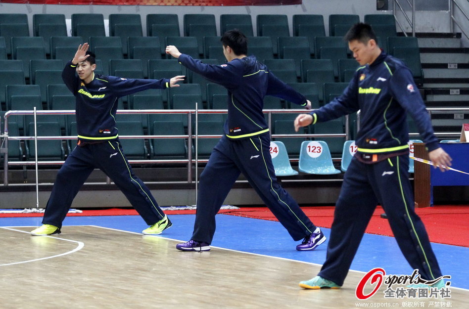 [流言板]班凱羅全場8投5中，得到20分8籃板6助攻1封蓋