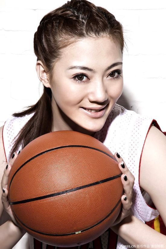 [流言板]要不別穿了？本賽季湖人身穿城市版球衣時，戰(zhàn)績?yōu)?勝7負