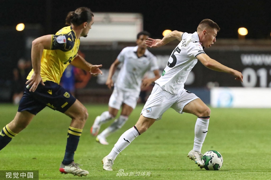 1粒進球1次關鍵傳球，阿德耶米當選多特2