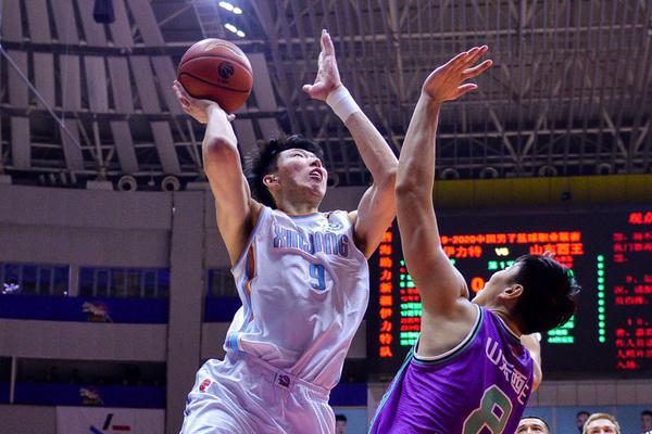 孔蒂：很高興用獎杯慶祝圣誕節(jié)，只有贏家才會被記住沒人關注亞軍