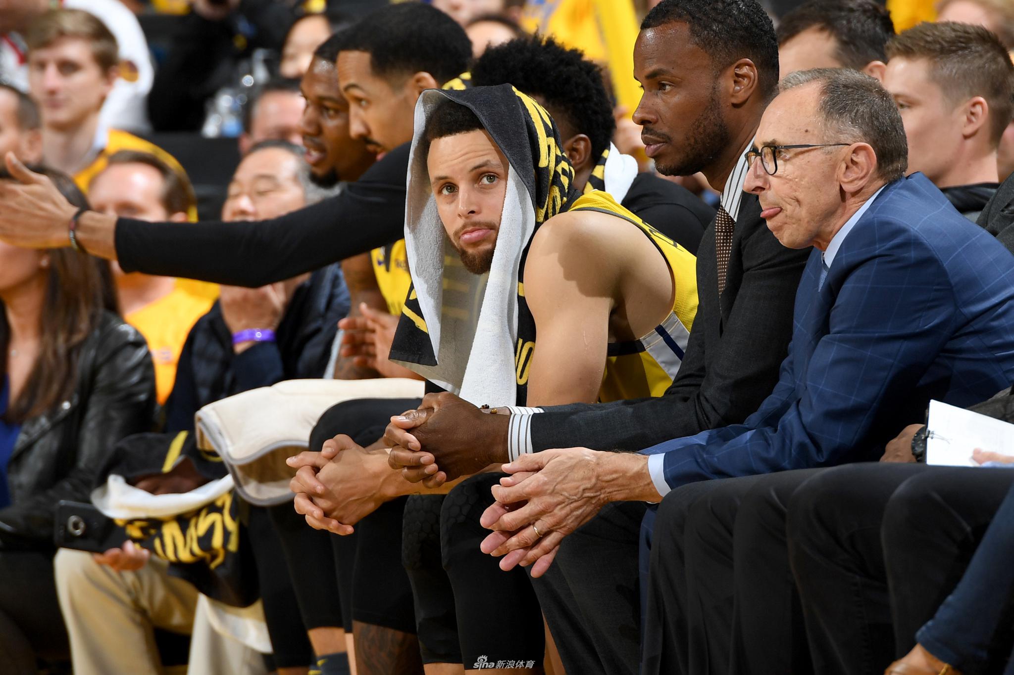 [流言板]全隊20次失誤！克萊：我的錯，下一場打騎士，我要觸底反彈