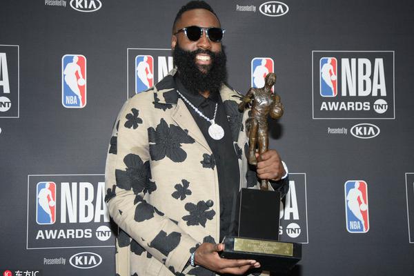 意媒：薩勒馬科爾斯想留在羅馬，父親已經(jīng)在跟經(jīng)紀(jì)人洽談