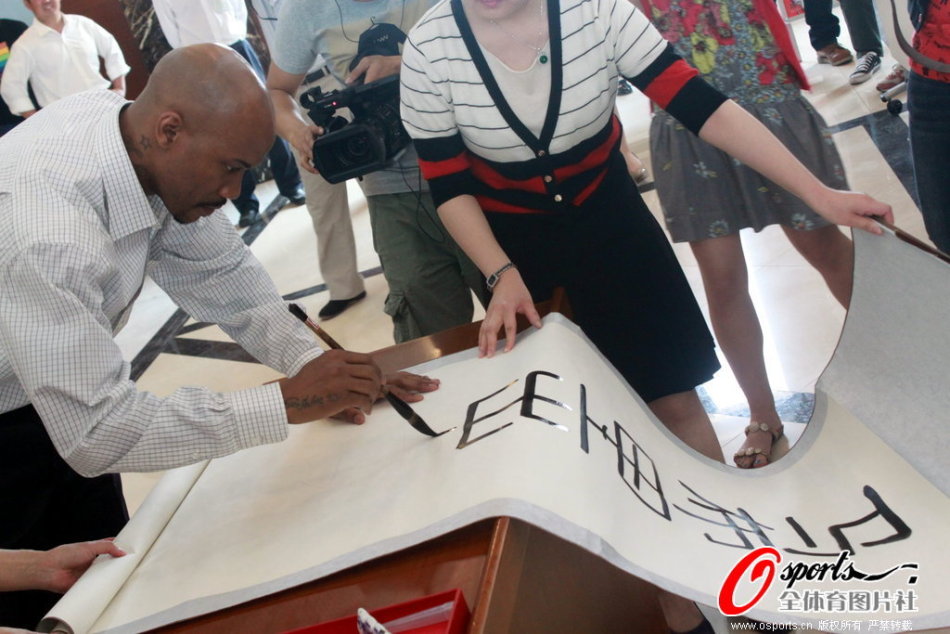 太陽報：英格蘭球迷拒絕被FIFA宰，打算世界杯去西班牙搞觀賽派對