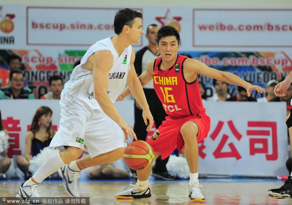 博主：恒大青訓01后李嘉灝，近日與于大寶等一同參加A級教練考試