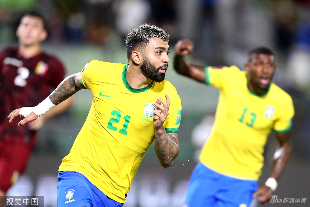 長傳助攻威爾遜破門！阿雷奧拉是本賽季英超首位送出助攻的門將