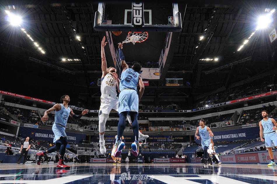 ?；倏耍核_拉赫比我想象中更隨和，和他并肩作戰(zhàn)很不可思議