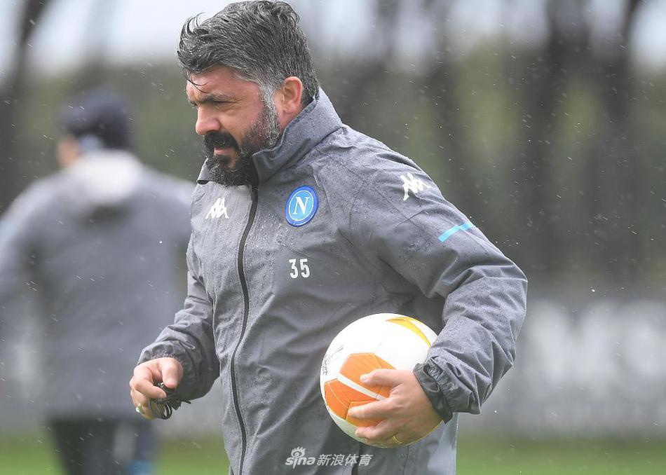 [流言板]要不別穿了？本賽季湖人身穿城市版球衣時，戰(zhàn)績?yōu)?勝7負