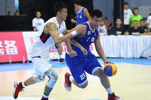 阿森納社媒曬哈弗茨健身房內(nèi)康復訓練照片：一步一步