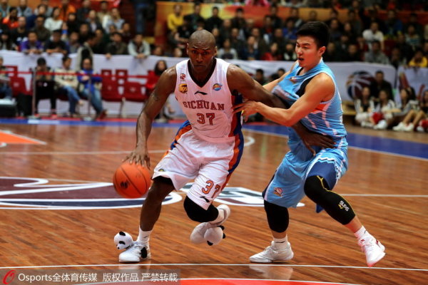 外線手感火熱！熱火上半場三分21中14 命中率比油漆區(qū)還高