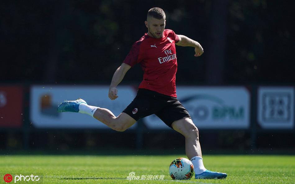 向僵尸開炮聯(lián)動傭兵王珊珊技能詳解