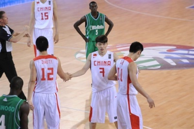 阿森納社媒曬哈弗茨健身房內(nèi)康復訓練照片：一步一步