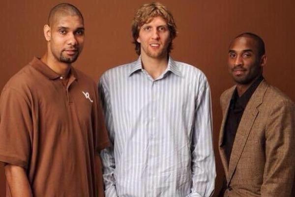 [流言板]期待回歸！美媒曬莫蘭特隔扣樂福照，配文不可復制的爆發(fā)力