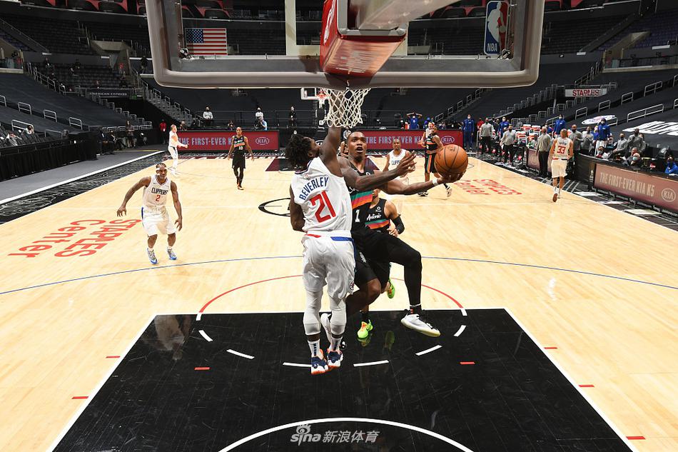 拉門斯：被球迷比作舒梅切爾？我很開心 我喜歡在賽前賽后寫日記