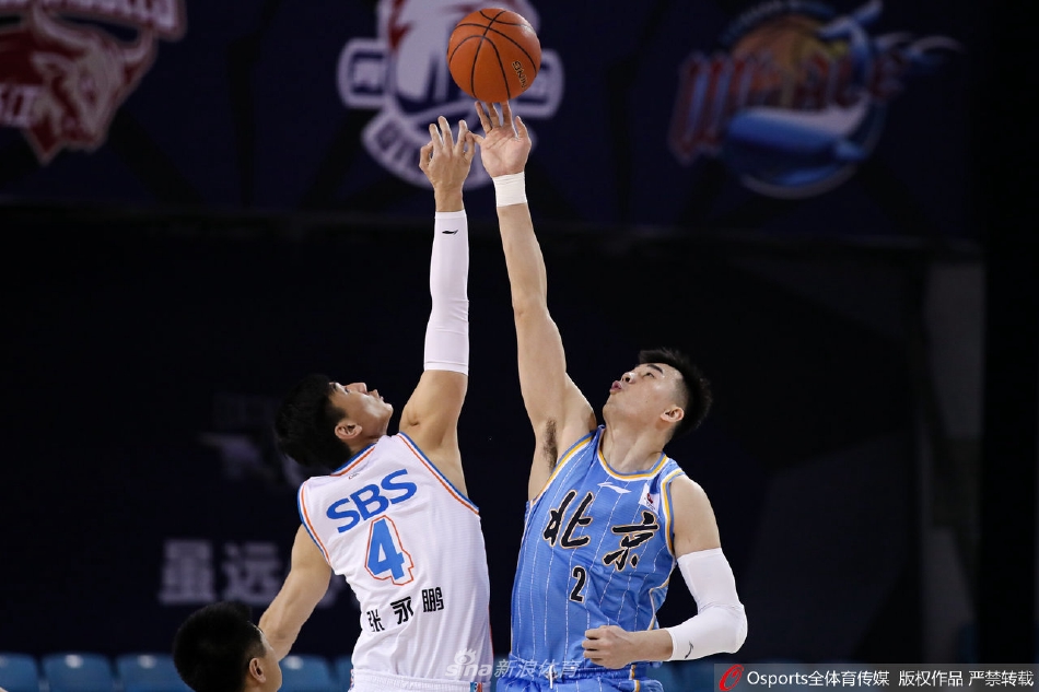 B費在英超已經(jīng)打進65球，葡萄牙球員中僅次于C羅的105球