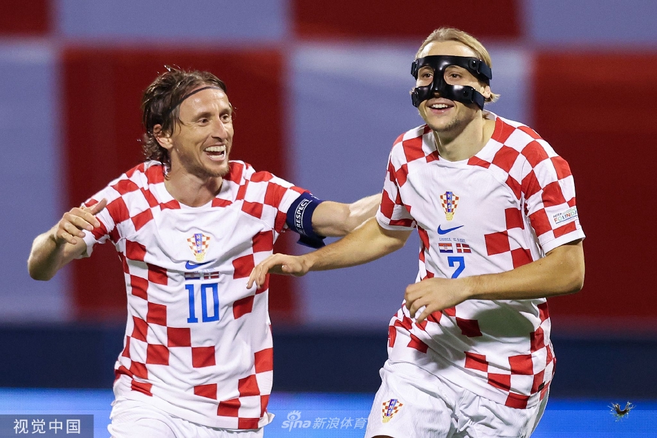 5球大勝，日本U23vs敘利亞U23數(shù)據(jù)：日本9次射正，射門是對手5倍