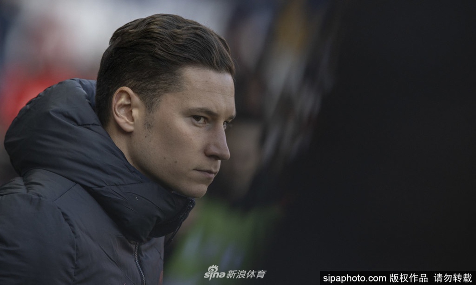 跟隊記者：菲爾克魯格在剛剛落地米蘭機場，早上將接受米蘭體檢冰糖燉雪梨                                                                20