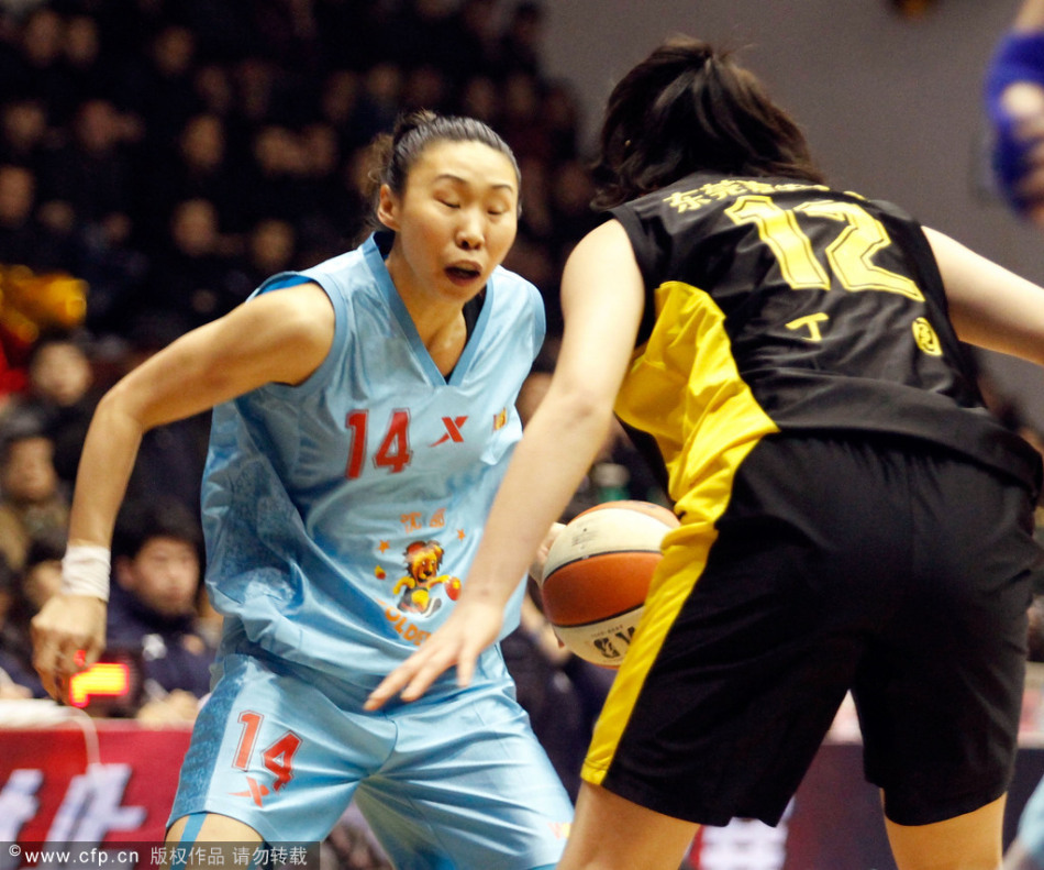 [流言板]亞當斯談伊迪：他有著無限的潛力，只需慢慢學習