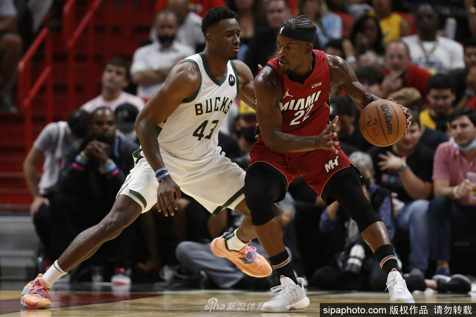 半場戰(zhàn)報：皇馬1