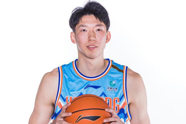 馬里被絕平主帥炮轟FIFA：大賽前幾天還讓球員踢聯(lián)賽，結(jié)果傷了倆