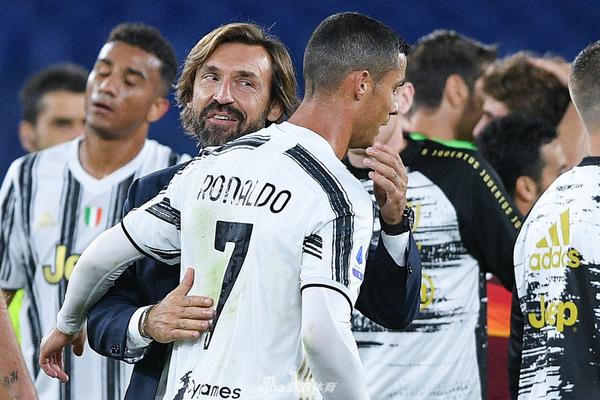 曼聯(lián)女足官宣新援時不慎泄露另一筆交易，球迷：至少保留點懸念啊世界女足資訊站                                                               