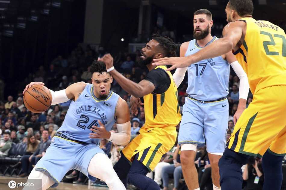 隆戈：米蘭正為約維奇尋找下家，并考慮讓球員免費轉會