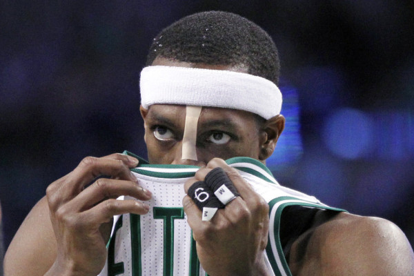 [流言板]近況不佳！凱爾特人上賽季11負時取得35勝，本賽季為27勝