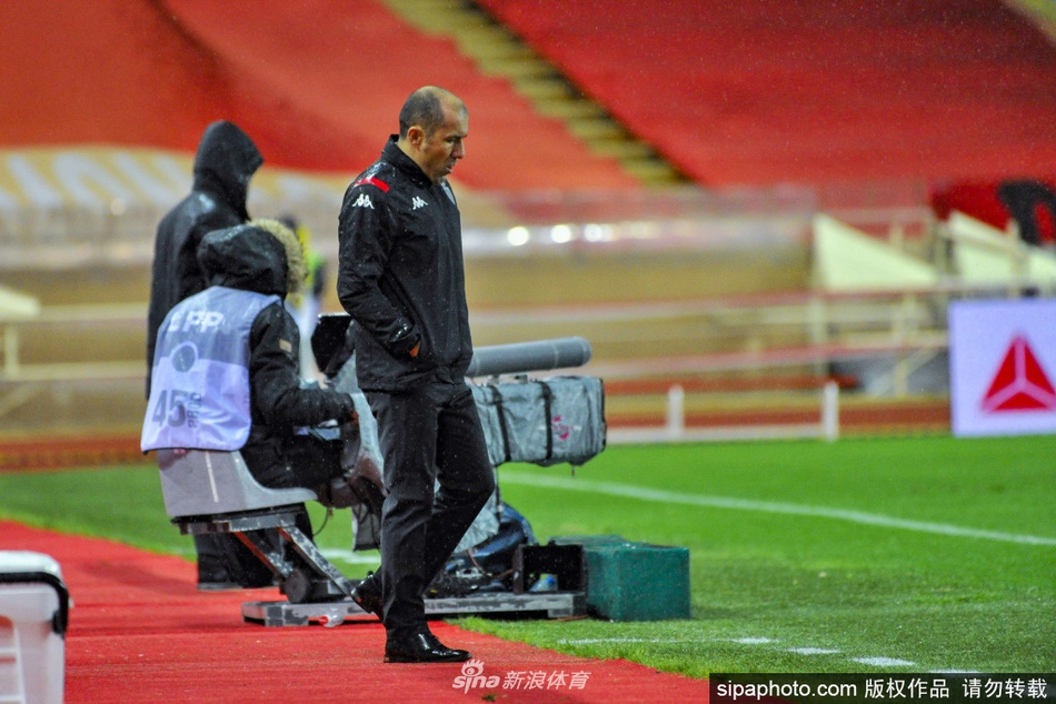 問鼎群雄好玩嗎 問鼎群雄玩法簡介