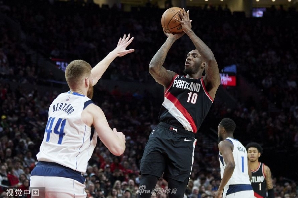 要加時了？8號秀杰明空位三分助籃網(wǎng)扳平比分！末節(jié)還剩4.9秒！