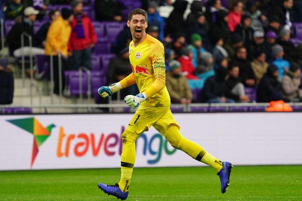 發(fā)揮出色！比爾全場16投11中，砍下25分7籃板2助攻3搶斷