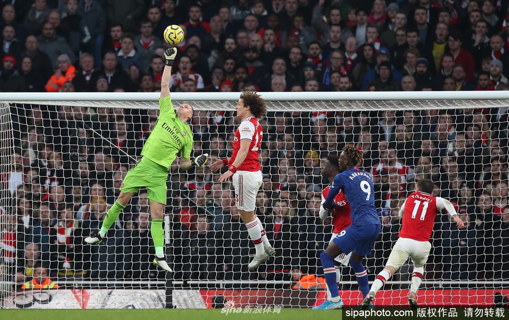 長傳助攻威爾遜破門！阿雷奧拉是本賽季英超首位送出助攻的門將