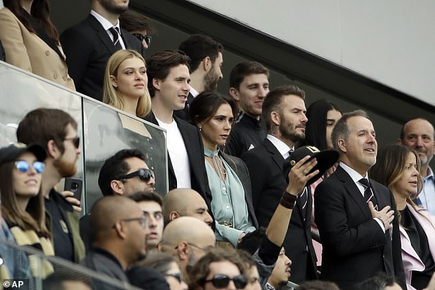 迪馬濟奧：米蘭冬窗目標之一是引進中衛(wèi)，考慮以租借方式簽下新援木子                                                                2025