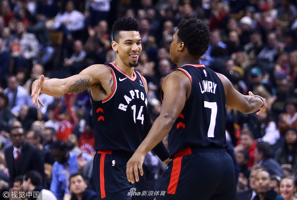 2026年01月8日 10:50:13懂球帝                 北京時間今日，據(jù)NBA記者Brett Siegel報道，老鷹、快船、森林狼和獨行俠都對科比-懷特表現(xiàn)出了興趣。Siegel