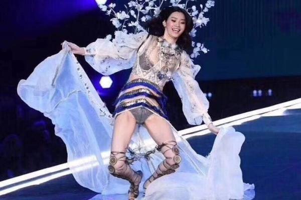 郵報：紐卡中衛(wèi)丹