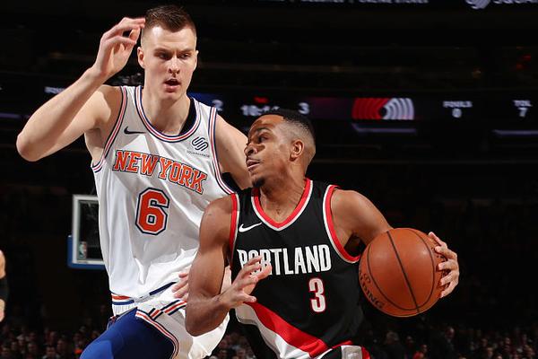 美媒發(fā)問：以下哪個組合會贏下最多冠軍？