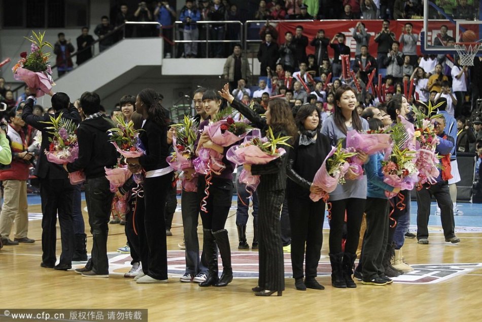 期待一手！20號秀亞庫喬尼斯末節(jié)最后54秒登場 迎熱火生涯首秀！