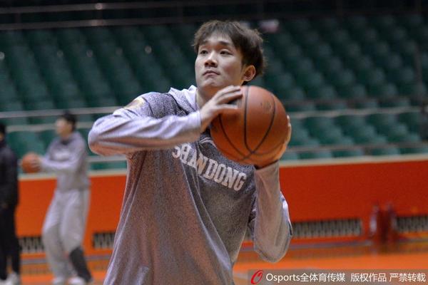 明天鵜鶘迎戰(zhàn)獨行俠 赫伯特·瓊斯因頭部傷勢出戰(zhàn)成疑