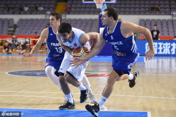 美媒曬圖：鄧恩普拉姆利薪水共450萬，比爾努爾基奇6800萬