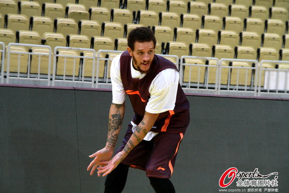 南海岸后羿！熱巴生涯新高5三分爆砍27分14板3助2斷2帽 正負值+33