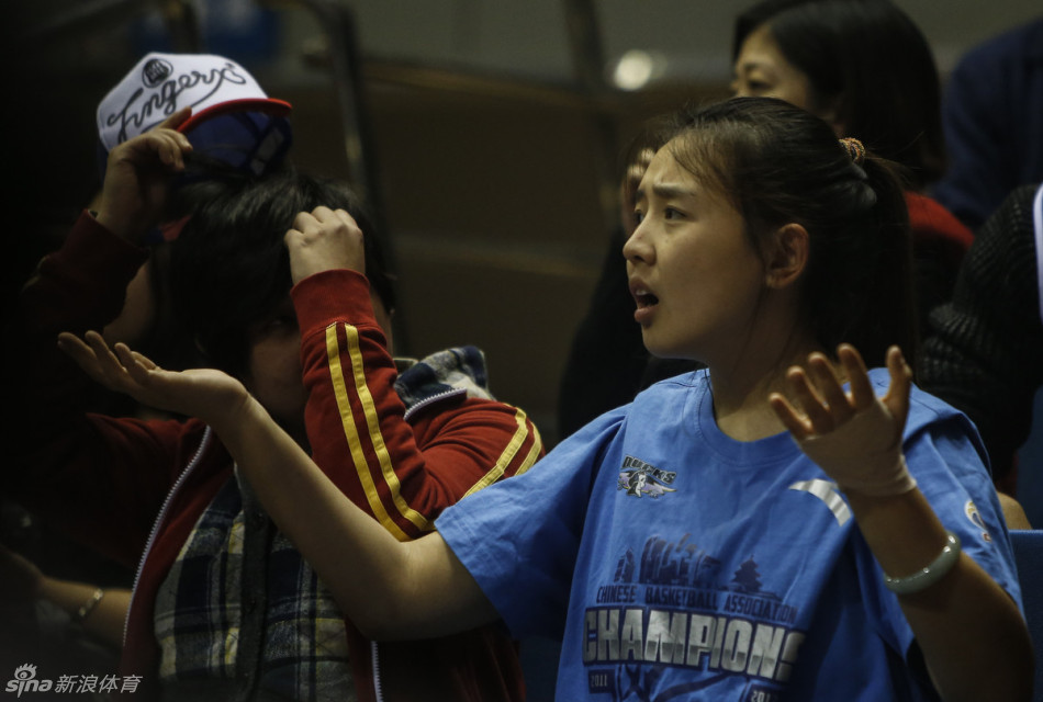 埃梅里不懂為何第19輪踢阿森納而非森林，維拉總監(jiān)：我們也困惑