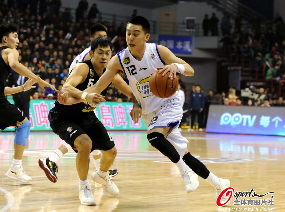 每體：維尼修斯對阿隆索、老佛爺都很不滿，阿隆索帥位危機更大Eagle                                                                20