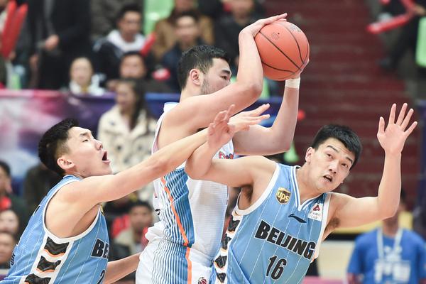 2025年1月15日國王杯1/8決賽奧爾倫斯vs瓦倫西亞直播【24直播網(wǎng)】