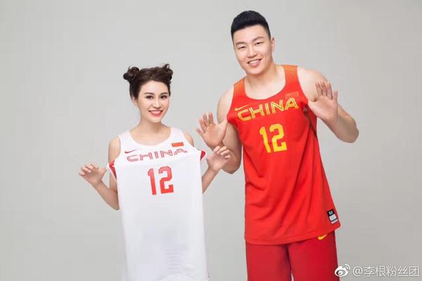 誰才是GOAT？UFC冠軍：現(xiàn)在變了，我選C羅因為他是人類