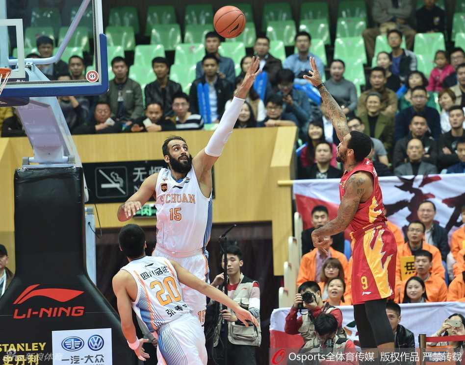 皇馬官方社媒祝姆巴佩27歲生日快樂，出戰(zhàn)82場72球