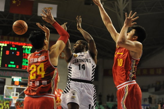 加斯科因：維納布爾斯去世時我哭得死去活來，他真是個好人