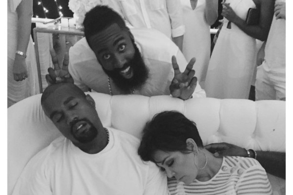 留力踢巴薩？維蒂尼亞35分鐘似乎無受傷情況被換下，阿什拉夫登場