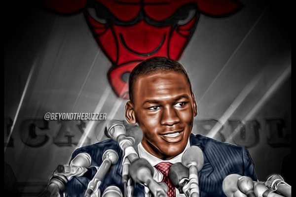 申京被包夾后出現(xiàn)失誤，隨后格林也連續(xù)出現(xiàn)兩次失誤