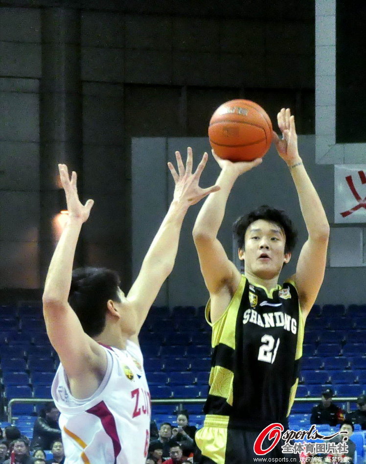 英超單場烏龍雙響“倒霉蛋”：卡拉格、艾斯特福、道森、法斯在列