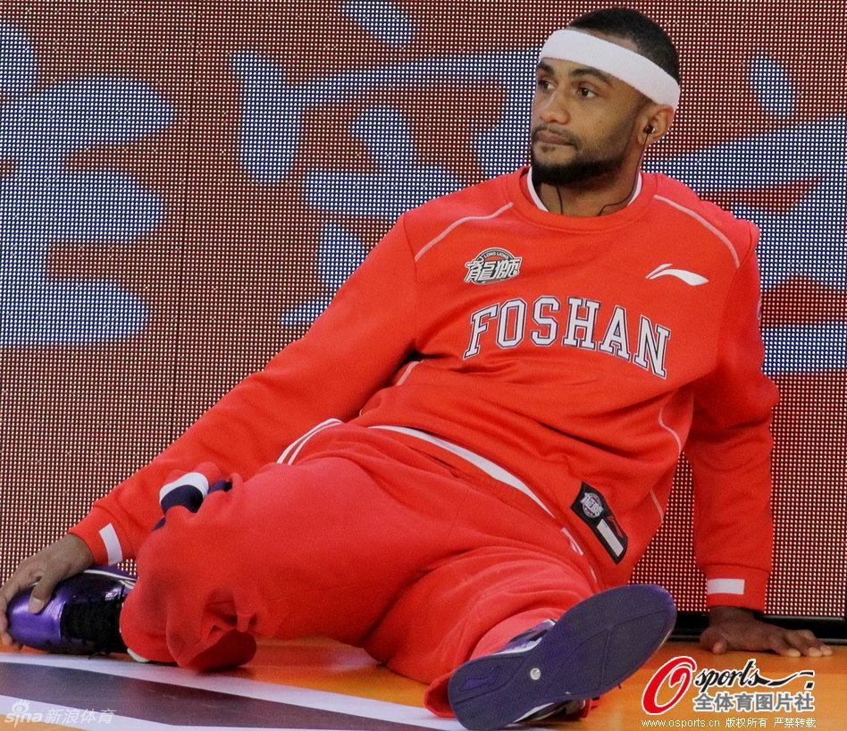 和弗里克交流表示自己想踢中衛(wèi)？孔德社媒回應(yīng)：一眼假