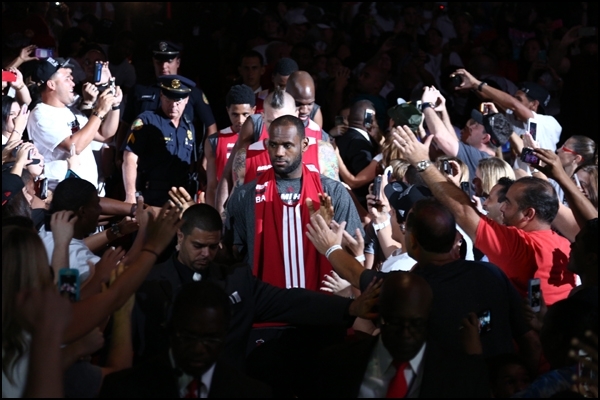 洛克王國 世界冰龍介紹 洛克王國 世界冰龍怎么樣